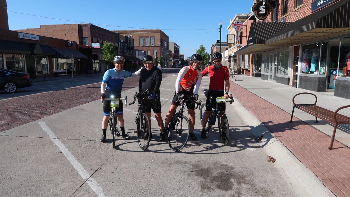 Lifeonomics_MBS's tweet image. The Charity Cases riding in BRAN 43 raising awareness and funds for LightBridge Charitable Solutions and RallyPoint Nebraska.  Sponsor a Veteran today. lightbridgelife.com/community-page…