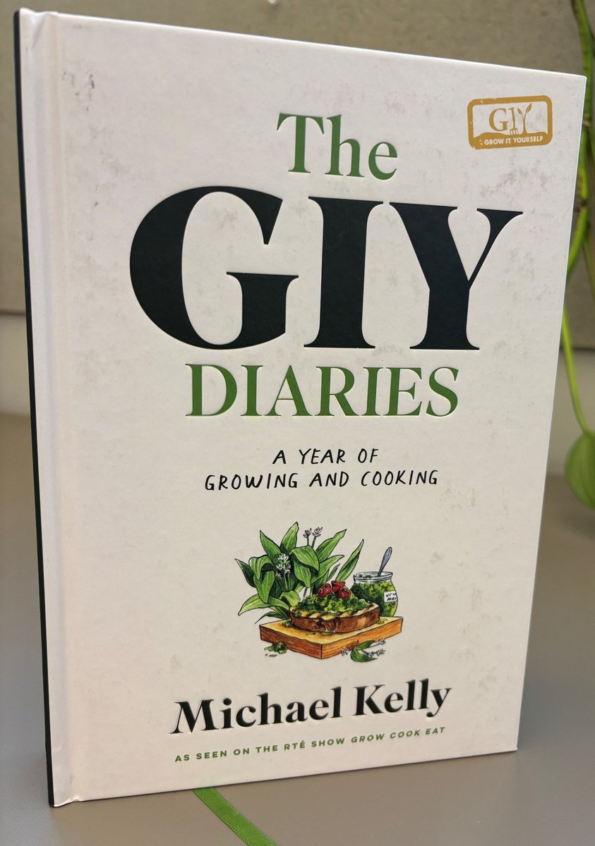 Join the food revolution with this beautifully illustrated diary of a year in the vegetable patch. 🥦 🥕 🌽

💻: tinyurl.com/6vsubwhm

#cookbook #booksky #vegtables #healthyeating
