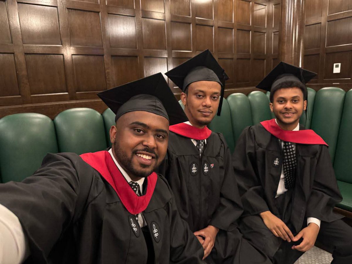AddisCoder's tweet image. And just like that, four years.
Dagim —> A.B. Computer Science + Physics, S.M. Computer Science
Natnael —> A.B. Computer Science w/ secondary in Economics, S.M. Computer Science
Hileamlak —> A.B. Computer Science + Electrical Engineering, S.M. Computer Science