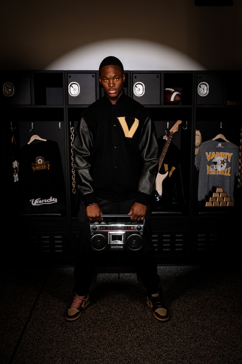 Jordan Davis (@jordan_i_davis) on Twitter photo Had a great time in Nashville!! #AnchorDown ⚓️
<a href="/Coach_Lea/">Clark Lea</a> <a href="/coachMRiceVU/">Melvin Rice Jr.</a> <a href="/Coach_Lezynski/">Nick Lezynski</a> <a href="/jimmythompson__/">Jimmy Thompson</a> <a href="/jackson/">Jackson</a> <a href="/HSAA_Football/">Dallas HSAA Football 🏈</a> Had a great time in Nashville!! #AnchorDown ⚓️
<a href="/Coach_Lea/">Clark Lea</a> <a href="/coachMRiceVU/">Melvin Rice Jr.</a> <a href="/Coach_Lezynski/">Nick Lezynski</a> <a href="/jimmythompson__/">Jimmy Thompson</a> <a href="/jackson/">Jackson</a> <a href="/HSAA_Football/">Dallas HSAA Football 🏈</a>