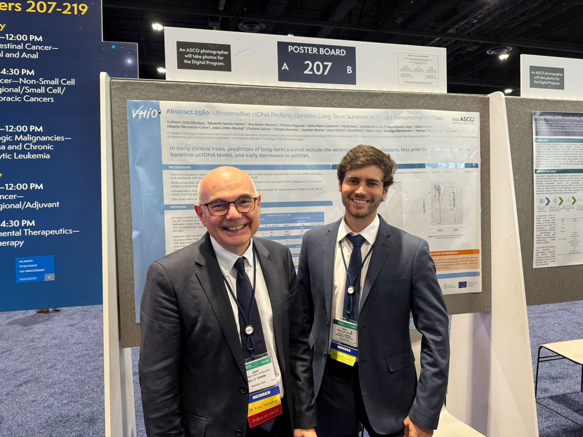 🤩 Thanks for passing by, photos with both #phaseI and #thoracic group at <a href="/VHIO/">Vall d’Hebron Institute of Oncology (VHIO)</a> 

Interesting work presented at the #drugdevelopment poster session 🔥

🙌🏽 An incredible #ASCO25 <a href="/ASCO/">ASCO</a> 
<a href="/OncoAlert/">OncoAlert</a> <a href="/myESMO/">ESMO - Eur. Oncology</a> <a href="/_SEOM/">SEOM</a> 
#OncoNexion25