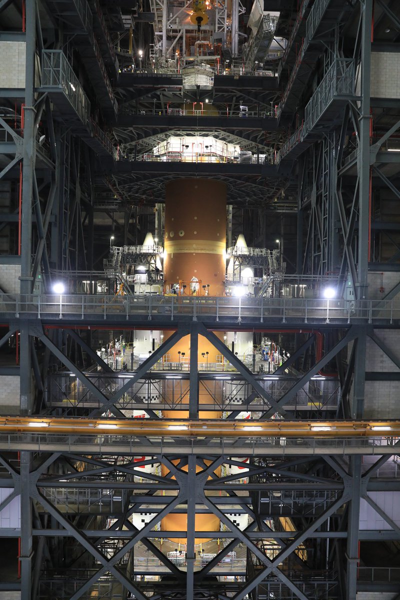 BoeingSpace's tweet image. Teams recently powered up the Artemis II @NASA_SLS rocket for interface verification testing, which was successfully completed over the weekend. This marks the first core stage energization since its @NASAKennedy arrival and confirms readiness for further ground operations.…