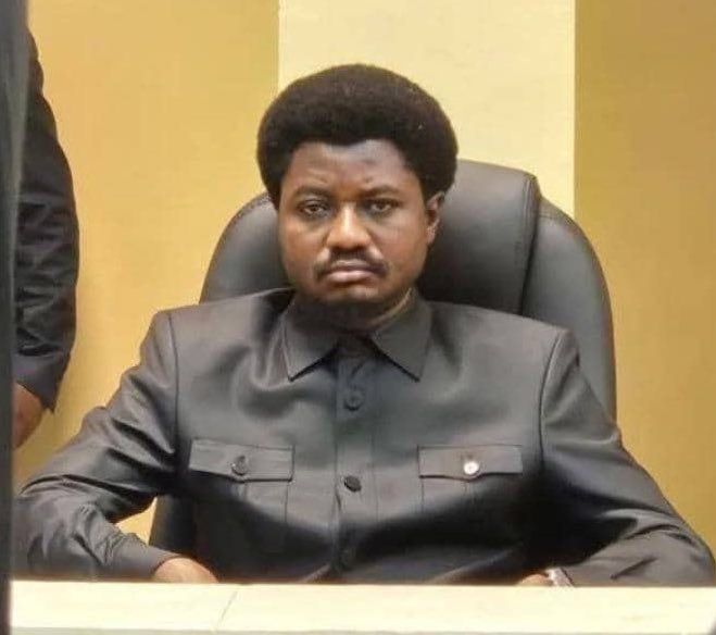 L'oeil intelligent 👁️ (@onesimemuamba) on Twitter photo Le Ministre d’État à la Justice, <a href="/ConstantMutamba/">Constant Mutamba</a>, est convoqué ce mardi 3 juin à 11h devant le Parquet de Cassation (Réf. CNSS Boulevard du 30 juin).
Chers jeune, maman, papa, mobilisons-nous massivement pour accompagner ce digne fils...
<a href="/central_sage/">ᏟᎬᏁᎢᏒᎪᏞ👑🇨🇩</a>
<a href="/MageNdaya/">🇨🇩𝐋𝐄 𝐑𝐎𝐈 𝐌𝐀𝐆𝐄 👑🕊️</a>
<a href="/Marechal001/">𝕷𝖊 𝕸𝖆𝖗é𝖈𝖍𝖆𝖑 👑</a> Le Ministre d’État à la Justice, <a href="/ConstantMutamba/">Constant Mutamba</a>, est convoqué ce mardi 3 juin à 11h devant le Parquet de Cassation (Réf. CNSS Boulevard du 30 juin).
Chers jeune, maman, papa, mobilisons-nous massivement pour accompagner ce digne fils...
<a href="/central_sage/">ᏟᎬᏁᎢᏒᎪᏞ👑🇨🇩</a>
<a href="/MageNdaya/">🇨🇩𝐋𝐄 𝐑𝐎𝐈 𝐌𝐀𝐆𝐄 👑🕊️</a>
<a href="/Marechal001/">𝕷𝖊 𝕸𝖆𝖗é𝖈𝖍𝖆𝖑 👑</a>