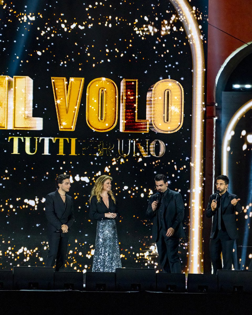 Grazie Vanessa per averci accompagnato in questo ultimo viaggio di #TuttiPerUno #ViaggioNelTempo.