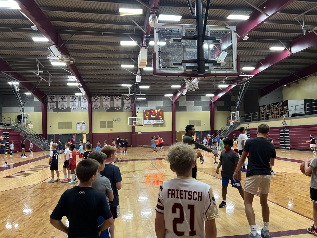 DunlapBoysBball's tweet photo. Loved having the boys back in the gym this morning. Youth Camp Week is the best way to start Summer Basketball for the Eagles! 🦅🏀📈 https://t.co/lgpqa9ot31