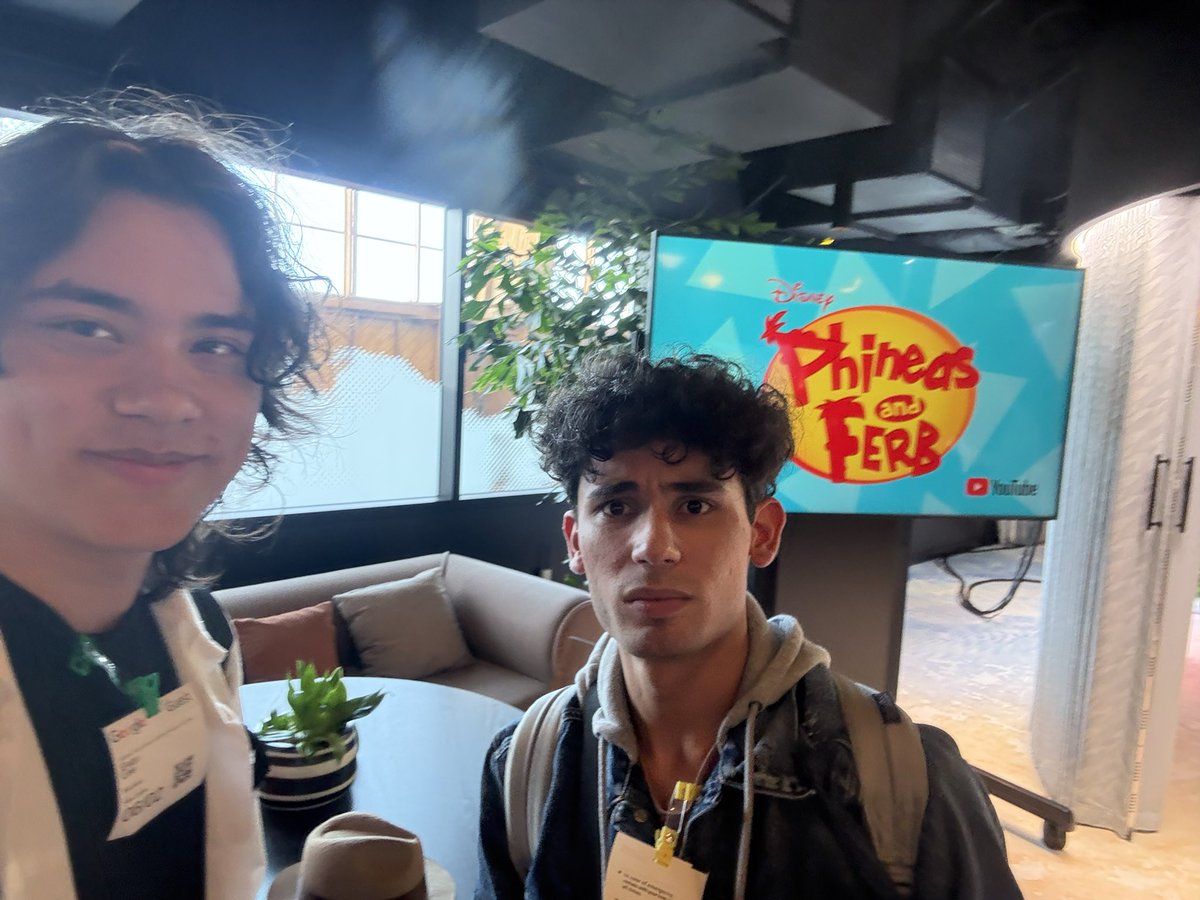 EvanTube2️⃣ tweet media