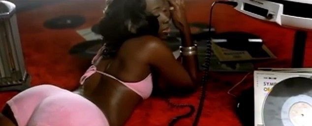 SANITY | magazine (@whoisshemuse) on Twitter photo 