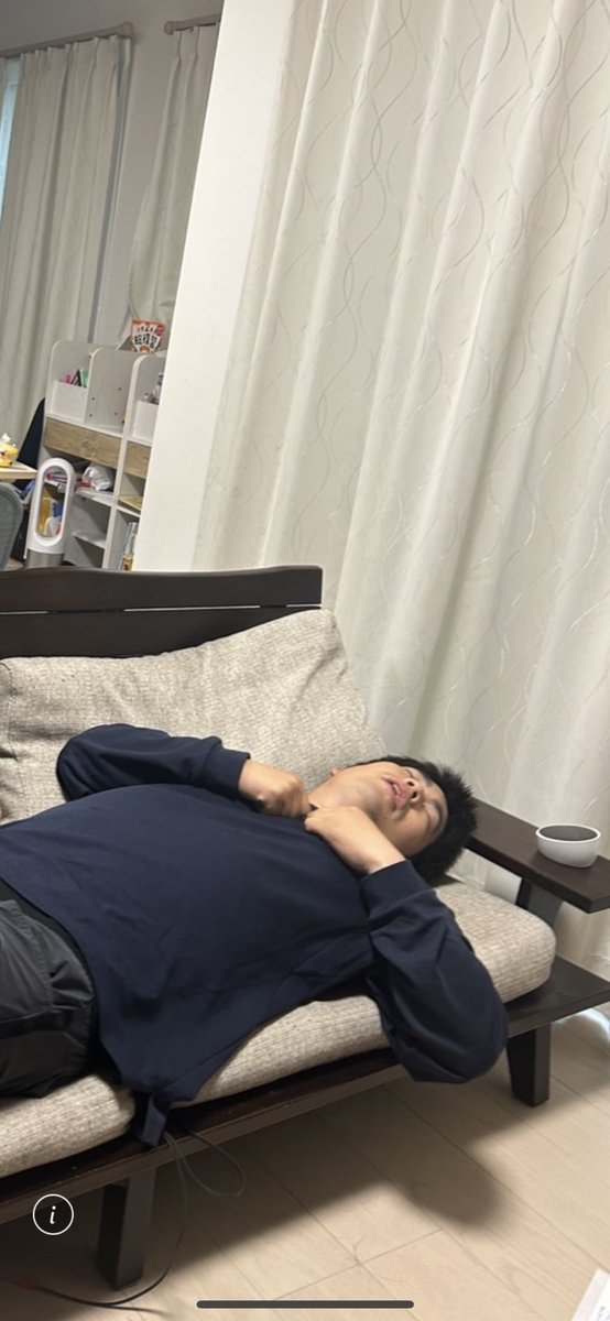 macchandaa's tweet photo. 友人からこの人物は私ではないかと連絡きますが、私はその時リビングにいました。 https://t.co/WY9PWNSYw3