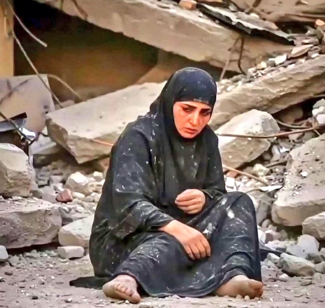 "Dünyadaki en sağır edici ses, acı çeken bir mazlumun suskunluğudur."
Hz.Ali

#GazzeÖlüyor
#NoFlourinGaza