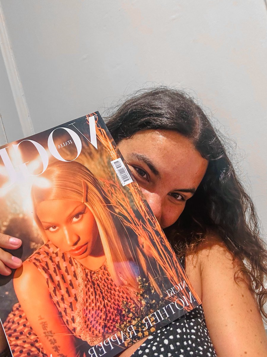 HOTNlKA's tweet image. MY MAMA ON THE COVER OF VOGUE FOR THE 6TH TIME!!!!!!! THE MOST BEAUTIFUL 😍😍😍😍😍😍😍😍😍😍😍😍 @NICKIMINAJ!!!!! #NickiVogue