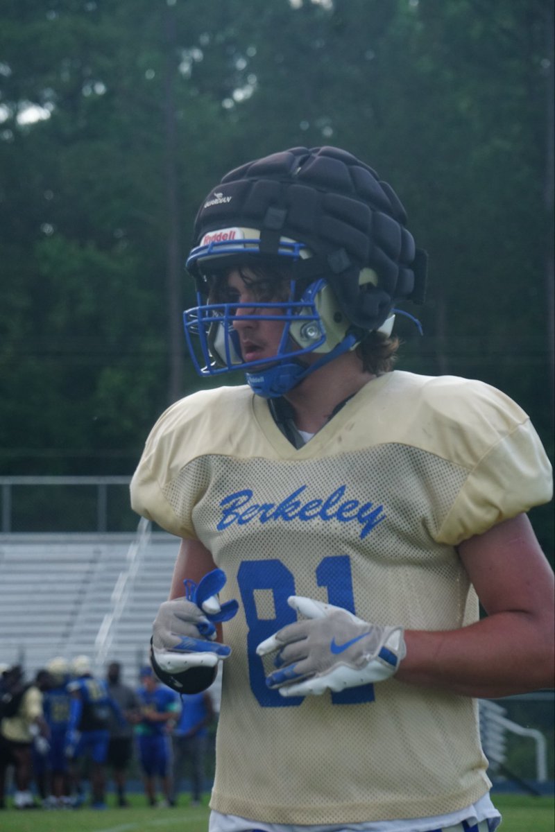 Stags Football Recruiting (@stagsrecruiting) on Twitter photo 🦌STAG SPOTLIGHT🦌
Today’s spotlight is <a href="/brookliniusco/">brookliniusco🏈</a>
6’3”
206
TE
C/O 28
Brooklin works really hard and will give us quality depth at TE.
#BetterAtBerkeley 🦌STAG SPOTLIGHT🦌
Today’s spotlight is <a href="/brookliniusco/">brookliniusco🏈</a>
6’3”
206
TE
C/O 28
Brooklin works really hard and will give us quality depth at TE.
#BetterAtBerkeley