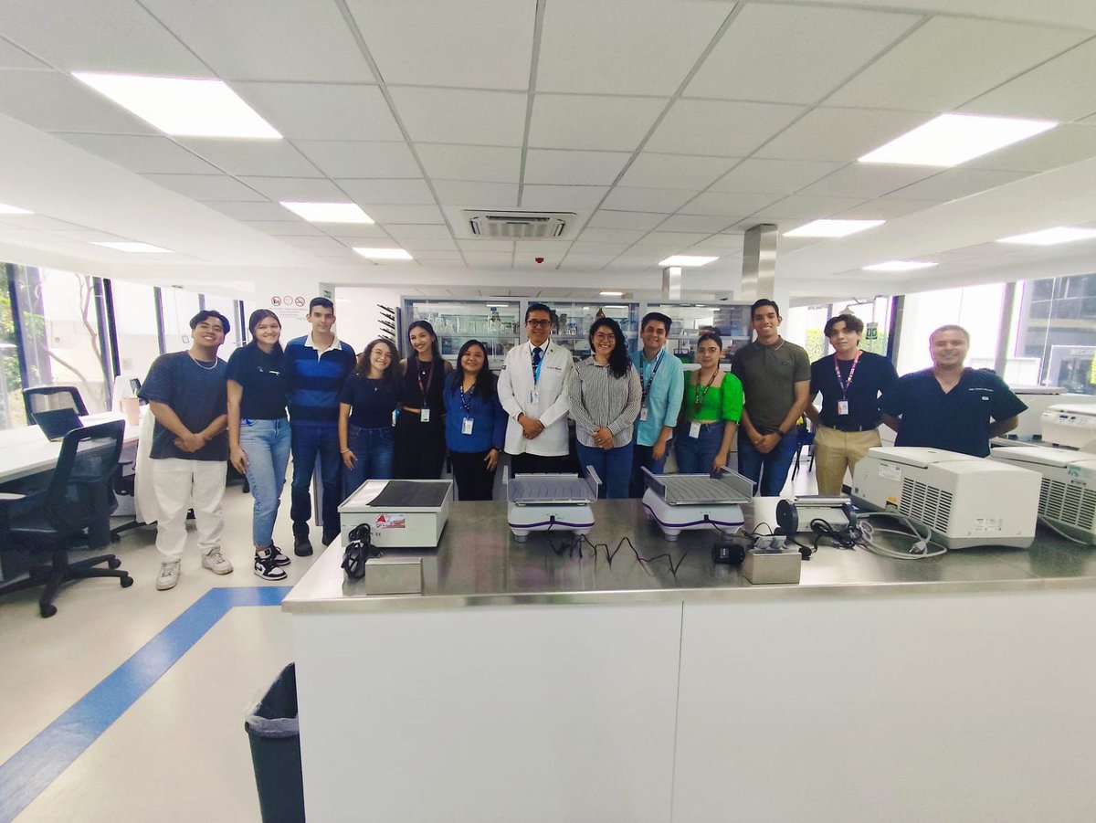 JFMunozValle's tweet photo. ✨📚 ¡Con gran entusiasmo recibimos hoy al primer grupo de verano de investigación en el CUCS! 🌿💡🔬 #VeranoDeInvestigaciónCUCS #CienciaEnMovimiento #OrgulloCUCS https://t.co/jP5vHQsRAT