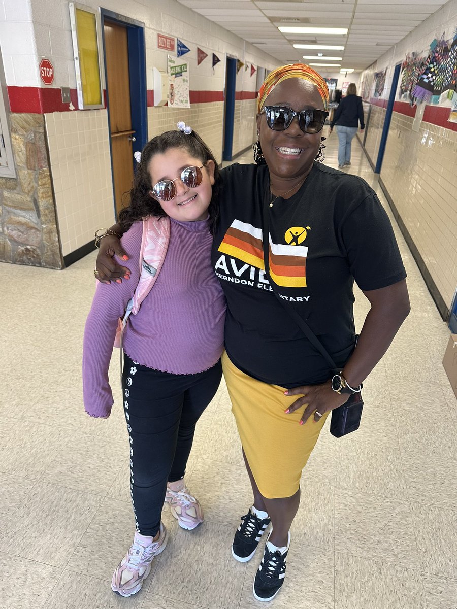 Elizabeth Baxter tweet media