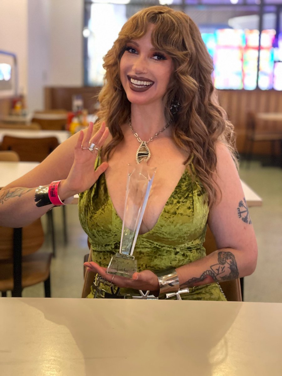 Jessa Jupiter Flux™ tweet media