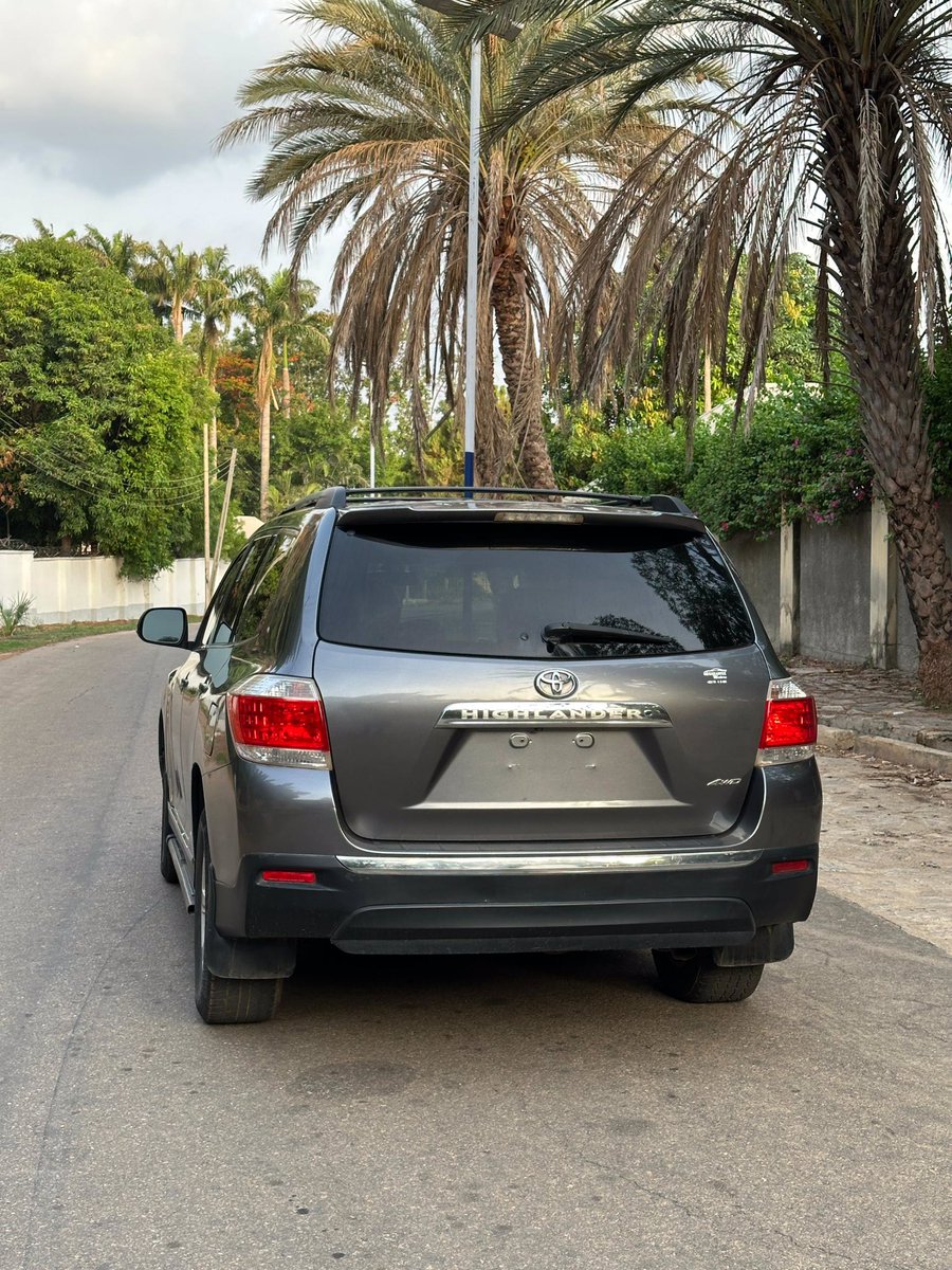 SUPER CLEAN TOYOTA HIGHLANDER
YEAR: 2013/14
DUTY✔️
PRICE: 17M
LOCATION: KADUNA🇳🇬

Kindly retweet please🙏🏽