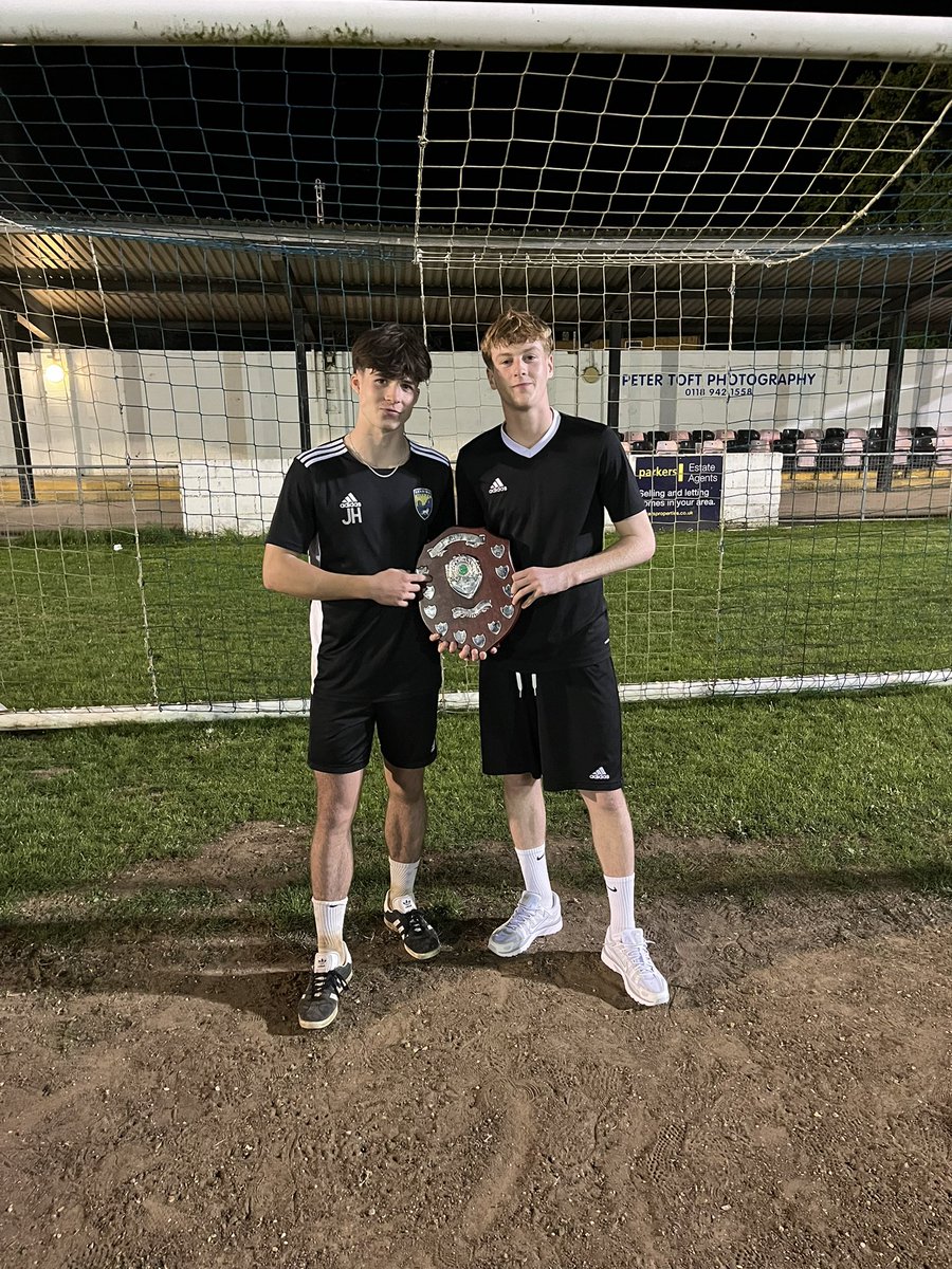 TaplinLucas's tweet photo. 24/25 ✅ 
@ReadingCityFC 
First step 5 appearances 
• 10 appearances, 8 starts, 4 goals 
U18s allied counties winners 
U18s players player 
Massive thank you to @leejohson2 @simmydembels and all the other coaches it’s been an absolute pleasure. https://t.co/XQEPVO8Szx