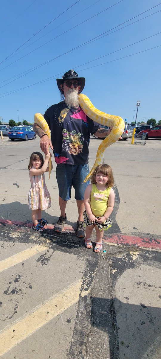 🌟 **Support Reptile Rescue with Just a Scan!** 🦎

Every reptile deserves care, safety, and a chance to educate the world! 🐍💚 Your donation helps D’zz Spot Reptarium rescue, rehabilitate, and inspire—one scale at a time. 

📲 **Scan the QR code below to give directly!**