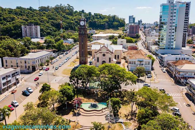 brasil_feed_'s tweet photo. 🏆 Já em relação a cidade mais limpa do Brasil - teve um empate na região!

Marau (RS) e Braço do Trombudo (SC) dividiram o topo do ranking de limpeza, ambas com nota 0,827. https://t.co/xPlVI5FDI5