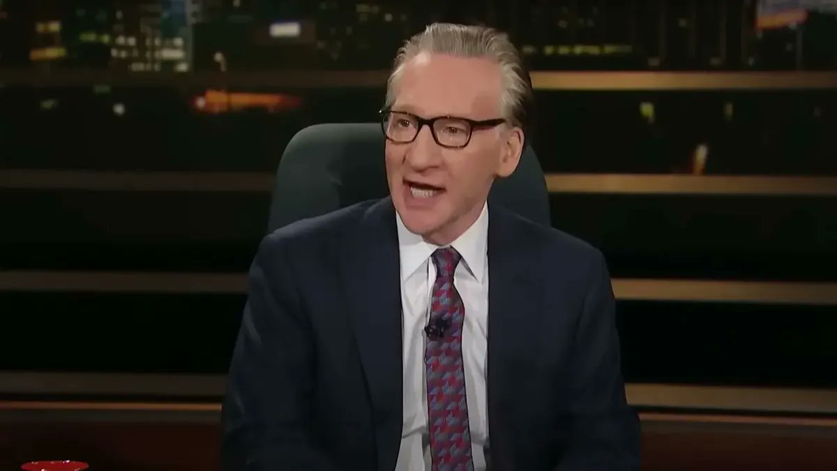 ProfOnX's tweet photo. So many people on X are like @billmaher's audience—just waiting to cheer for whatever opinion he tells them to have next. 

#Groupthink #Clapter #EchoChamber #HiveMind #Groupthink #EchoChamber #SheepMentality #ClapterCulture #BlindLoyalty #MobMentality #ThinkForYourself https://t.co/RBJEDsnxk6