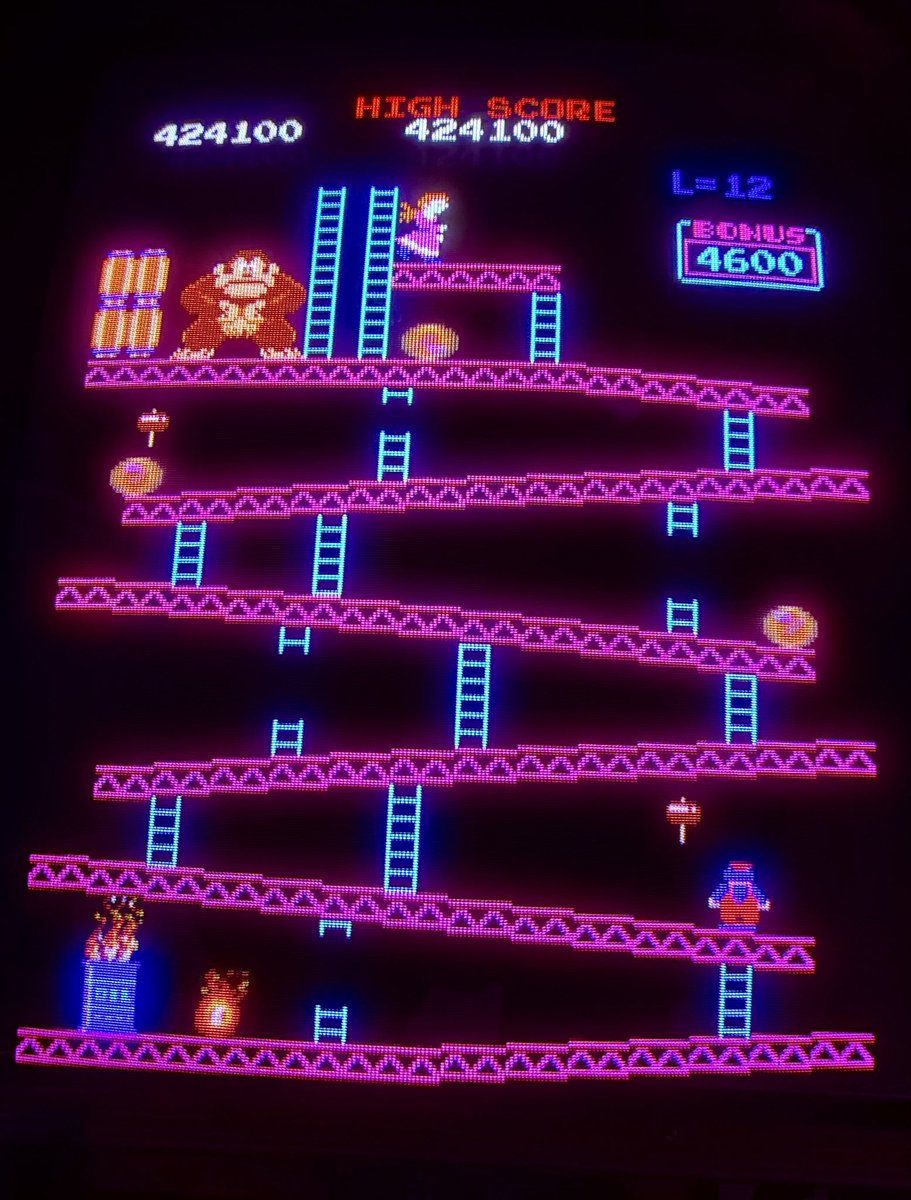 Retro_Russ_'s tweet image. 424,100 on my #DonkeyKong #arcade cabinet tonight! L12-5. Getting some good grouping of my scores- thats 3 games in the 400,000’s since Friday night! #RETROGAMING