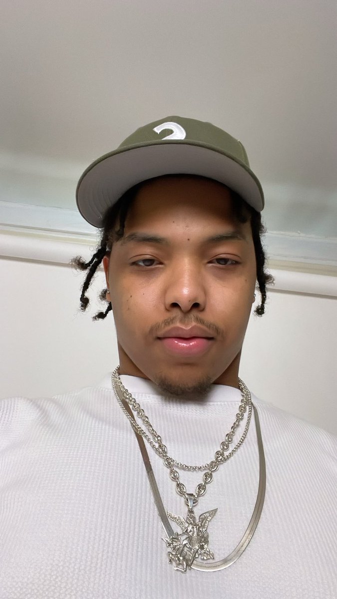 yashflee's tweet image. 