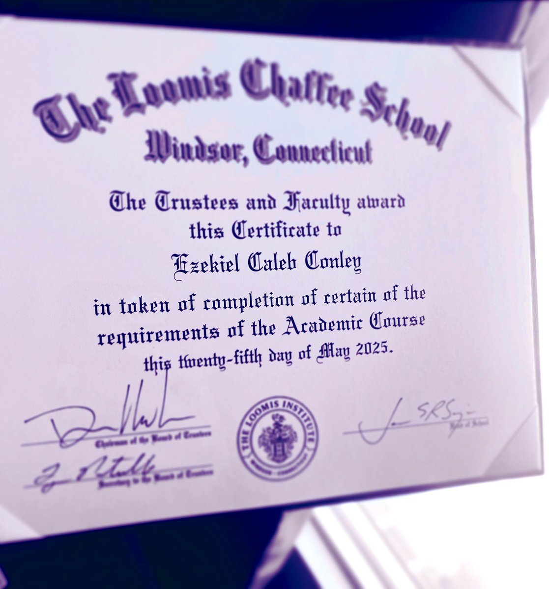 Greatful to have attended. <a href="/loomischaffee/">Loomis Chaffee</a> and been apart of <a href="/LoomisFootball/">Loomis Chaffee Football</a>