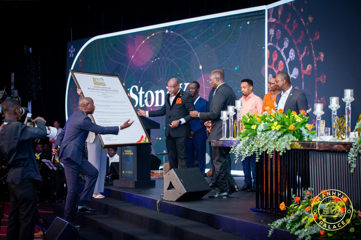 Asantehene has been honored with a citation for his outstanding efforts in reshaping Ghana's mineral resources sector and ushering in a new era of sustainable mining practices.

#opemsuoradio