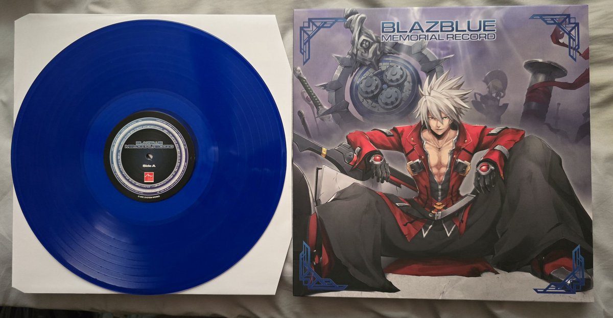 Reminder we're running BBCF this Weds at POFC. I'm donating this BB album I got from TGS to raffle off. Everyone who enters the bracket is eligible. 

Start.gg/tournament/pof…