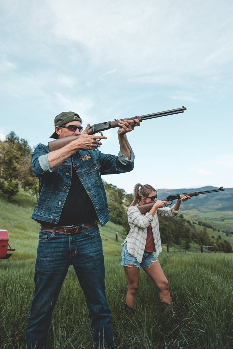 Just a rimfire lever gun, a few targets, and miles of open sky - that’s our kind of range day. 🇺🇸

#HenryUSA