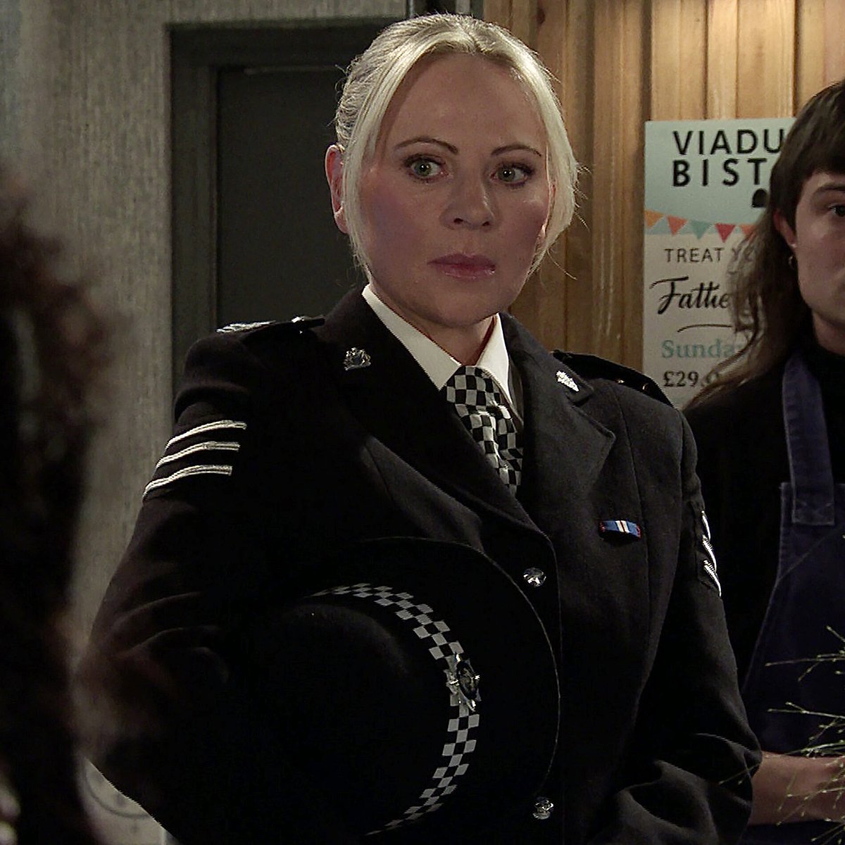 carlasbarlow's tweet image. OH MY GODDDD