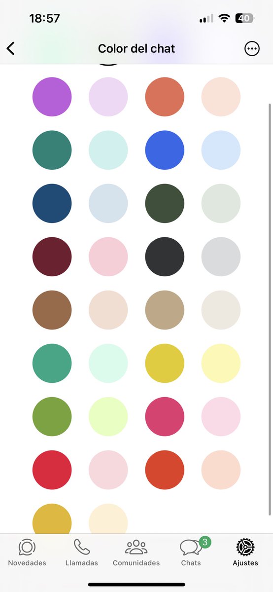 FranciscaAven's tweet photo. Se dieron cuenta que con la actualización de WhatsApp hay más colores en las burbujas 🥳🥳🥳 #WhatsApp 
@WhatsApp @WABetaInfo https://t.co/eVTwol2xaL