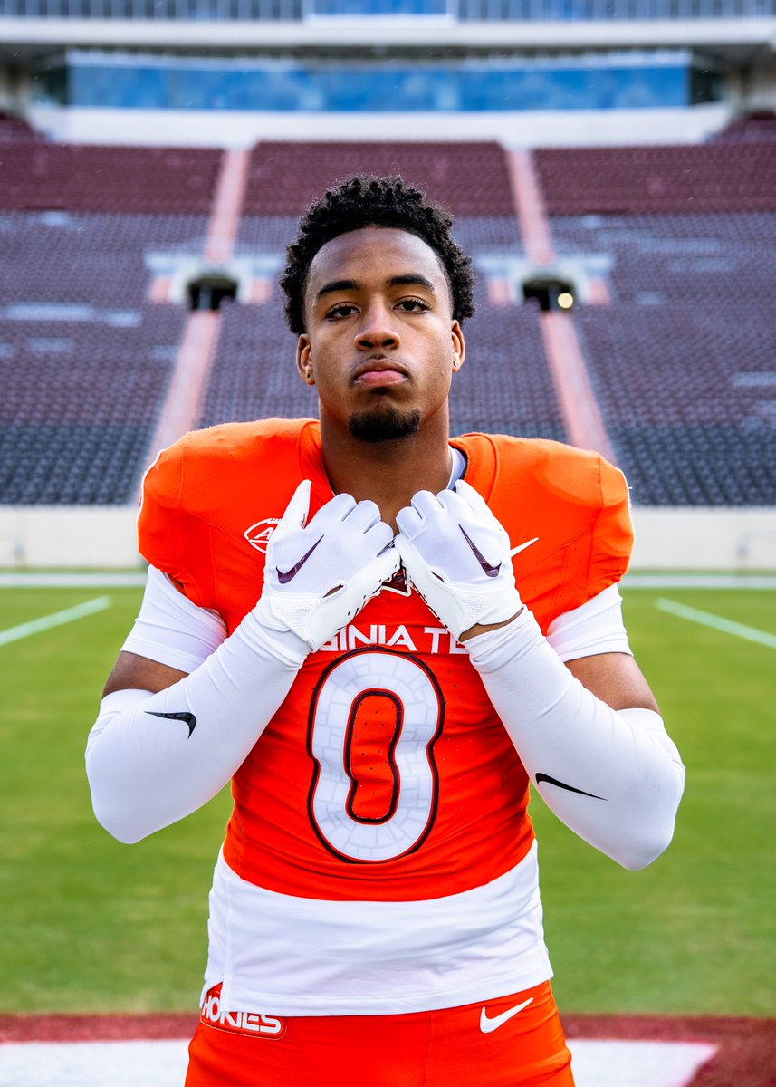Jos8uaa's tweet photo. 🦃🦃🦃#hokienation https://t.co/82QbDMyeeb