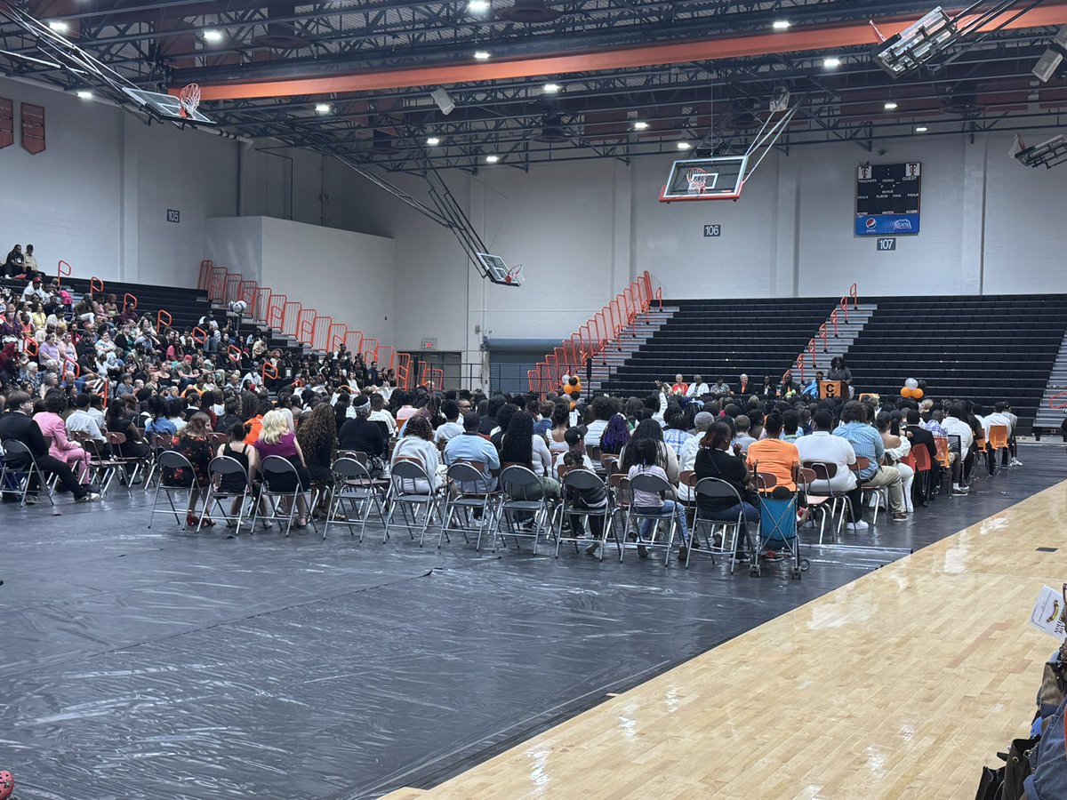 SLMillaci's tweet image. Congratulations to the 8th grade @TruckersChMS as they move up to High School! An exciting moment!!