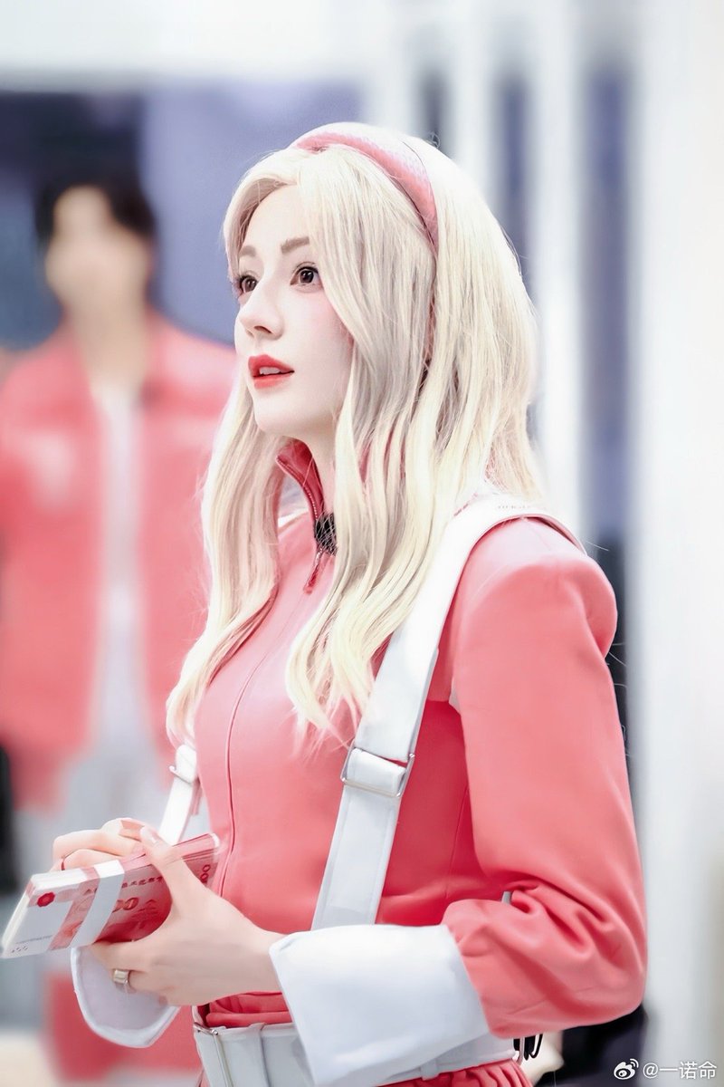 ขอให้คนสวยขาของแม่มีความสุข​ในทุกๆ​ วัน​ไม่ต้องดีที่สุด​ แค่หนูเต็มที่ที่สุดก็พอแล้วนะลูกนะ​ ขอบคุณ​ที่ทำงานอย่างหนัก​นะคะ​  รักที่สุด🩷🩷🩷
Dilraba Timeless AsEver
#HappyDilrabaDay2025