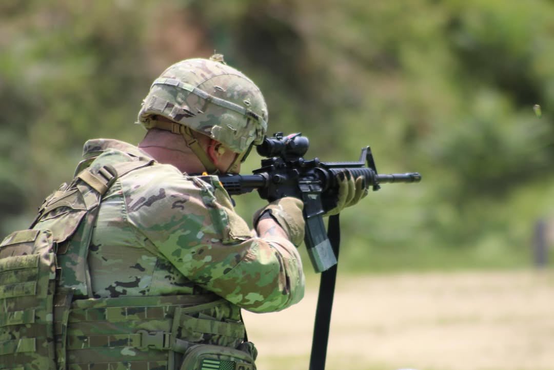 USARPAC's tweet photo. 14th MDB & KCS contractors conducted marksmanship training at Camp Fukuchiyama, JGSDF—“Eyes to the Sky” & “Always Prepared.
#空に目を向けろ #常時即応 #OneTeam #FirstLineOfDefense #EyesToTheSky #Generate #Training
@94thArmyAMDC https://t.co/DWU5FTCeeY