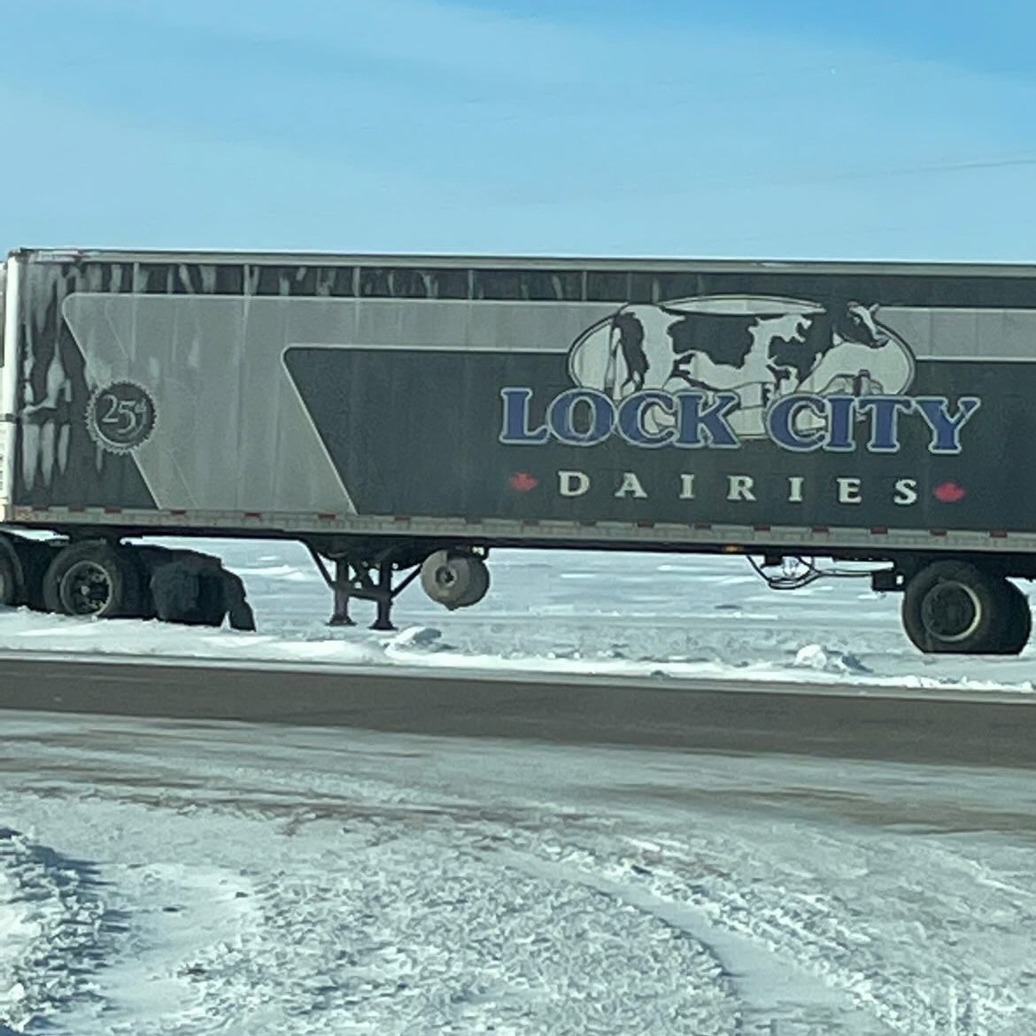 Right $ide tweet media