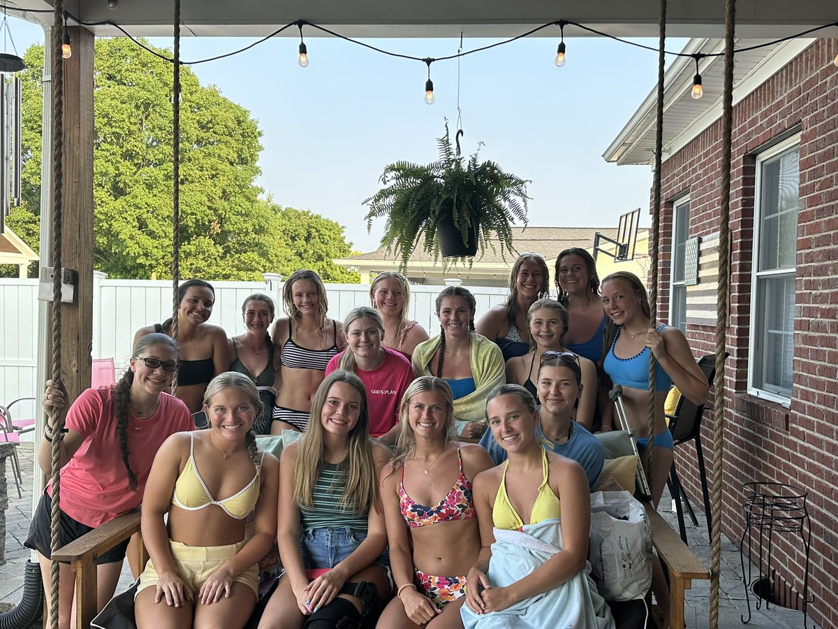 The tradition continues…..week of State Tournament = pizza, swimming, team bonding, and watching college softball! 🍕🏊🫶🥎
#NoExcuses
