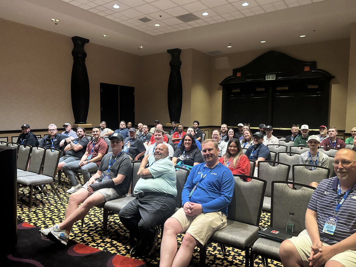 Pics or it didn’t happen. Solid turn out for our D7 meeting today! 
#AEMA2025