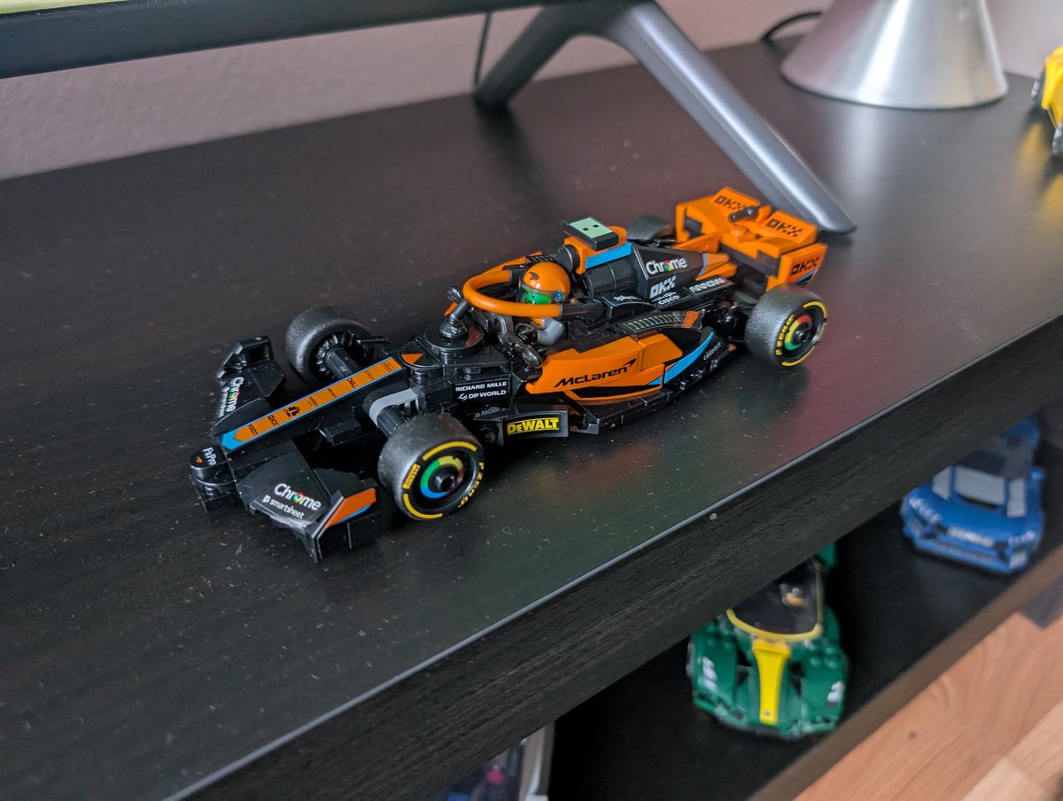Pupper_Wupper's tweet image. Built the perfect car while watching the Spanish GP 🏁