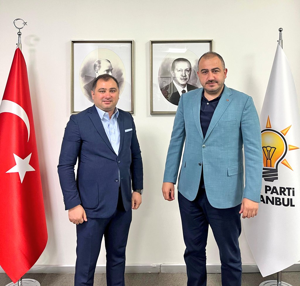 Tarkan Burçak UYGUN 🇹🇷 (@tbuygun1) on Twitter photo Sağlık Politikaları Başkanı olarak yeni görevimiz vesilesiyle hayırlı olsun ziyaretimize gelen, geçmiş dönemde gençlik kollarında birlikte yol yürüdüğümüz dava arkadaşım Recep Asılsoy’a nazik ziyareti için teşekkür ediyorum. <a href="/recepasilsoy/">Recep Asılsoy</a> Sağlık Politikaları Başkanı olarak yeni görevimiz vesilesiyle hayırlı olsun ziyaretimize gelen, geçmiş dönemde gençlik kollarında birlikte yol yürüdüğümüz dava arkadaşım Recep Asılsoy’a nazik ziyareti için teşekkür ediyorum. <a href="/recepasilsoy/">Recep Asılsoy</a>