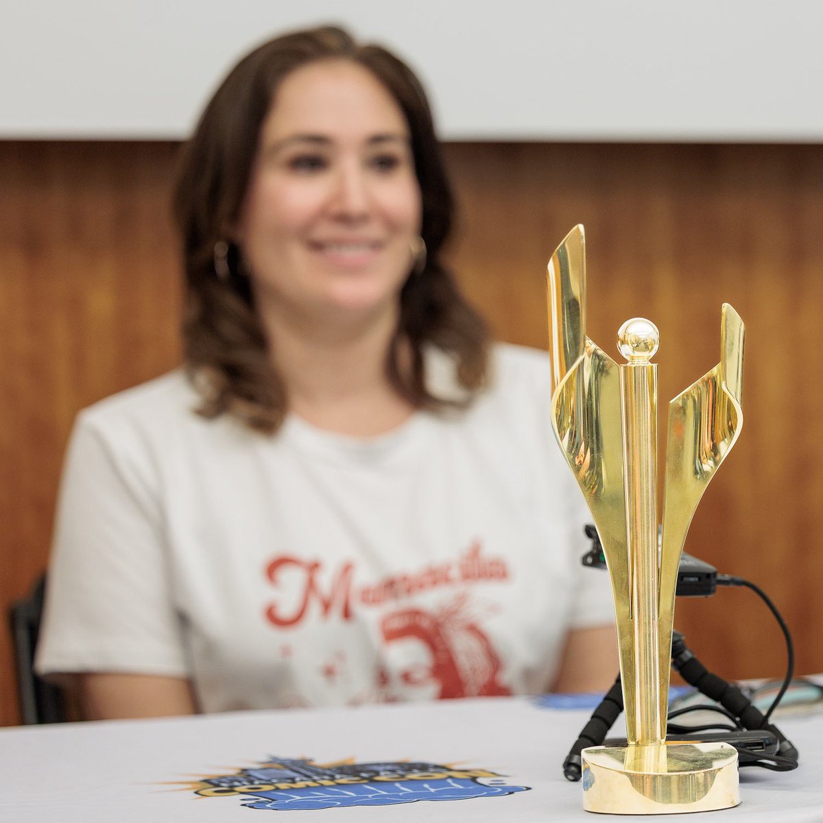 A beautiful award with #Earper fingerprints all over it… #WynonnaEarp #Vengeance