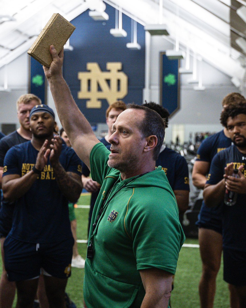 Notre Dame Football tweet media