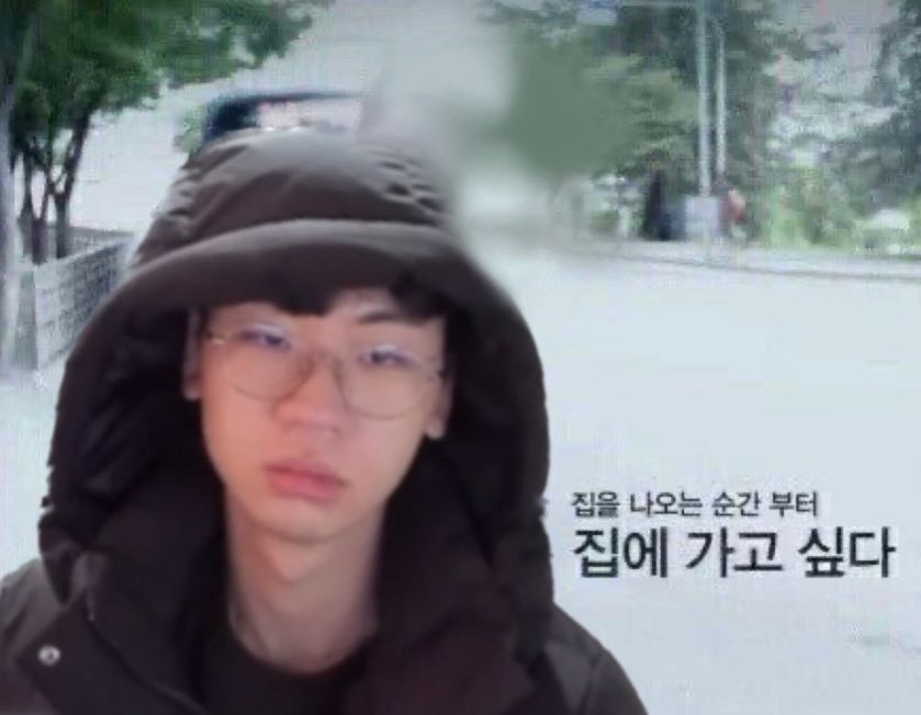 나 왜 일터가는 버스에서도 제븐을 곱씹고 내내 제븐을 생각할거 같은데 어떡하지.......