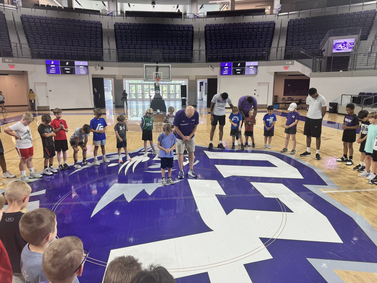 ACU_MBB's tweet image. Camp Day 1 ✅

#GoWildcats | #BeDifferent