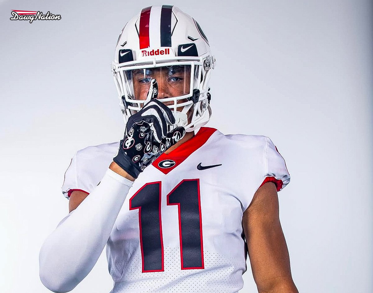 Official visits are an opportunity for a school to make a BIG impression on the recruits.

Kaiden Prothro flipped the script on that.

The Prothro family breaks down their OV, including what impact the Mark Bowman decision had on how they now view UGA.

bit.ly/KaidenProthroO…