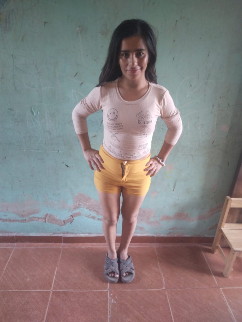 Camila Soledad Leiva tiene 25 años, desapareció el 17/5/25 en el barrio Villa Barberán, Resistencia, provincia del Chaco. Es delgada, altura 1,50. Vestía remera, jean azul, calza negra, zapatillas negras con rosada y mochila rosada. Por favor avisar #Urgente al ☎️ 101 o 911