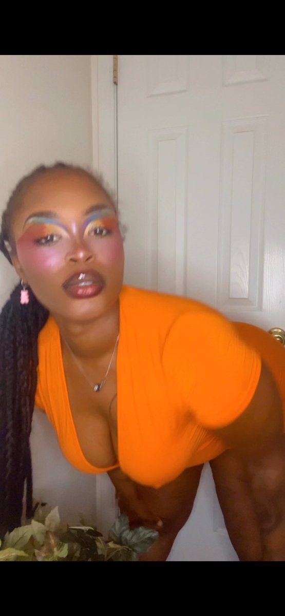 LAYDEE BAYBEE 🍯🧸 tweet media