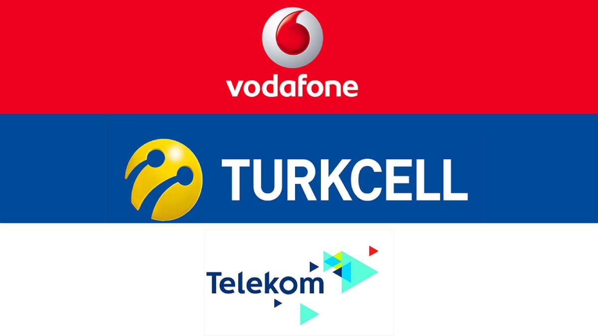 Marmaris'te yaşanan 5,8 büyüklüğündeki depremin ardından vatandaşlar, GSM operatörlerinde sorun yaşandığını bildirdi.  

#deprem