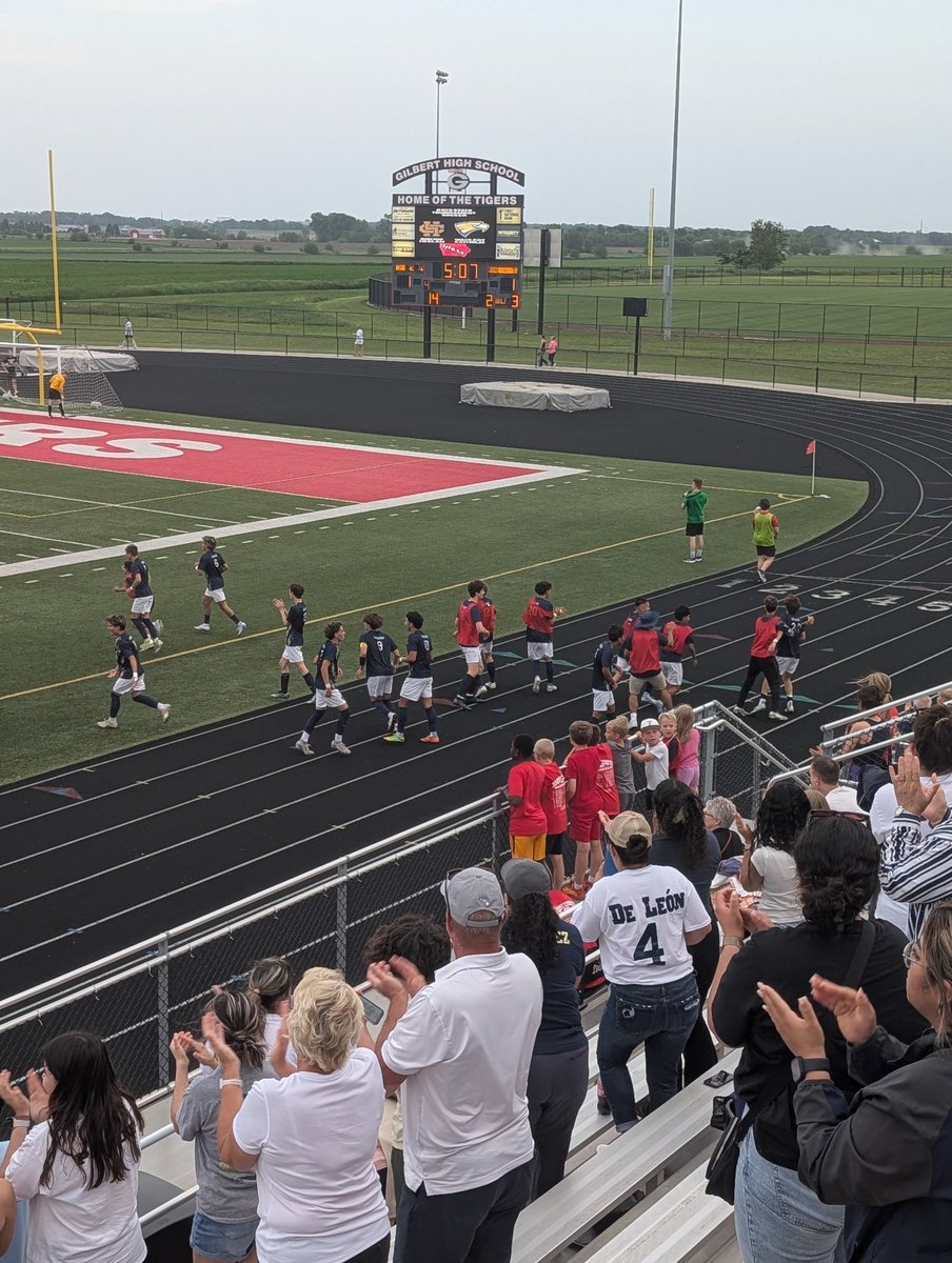 Bishop Heelan Athletics tweet media