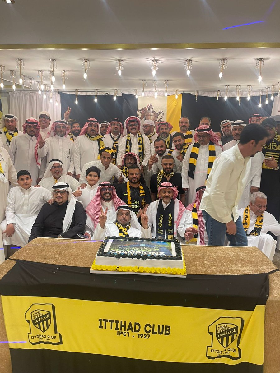 الأرواح الجميلة تجبرك على أن تقترب منها .
و تستعذب حديثها ، لأنك تدرك أن قربها راحة، و ملازمتها سعادة ، فالقلوب مهما اختلفت ففي صفو المشاعر تلتقي
اللهم احفظ هذه الارواح 
وزدها من فضلك وكرمك.